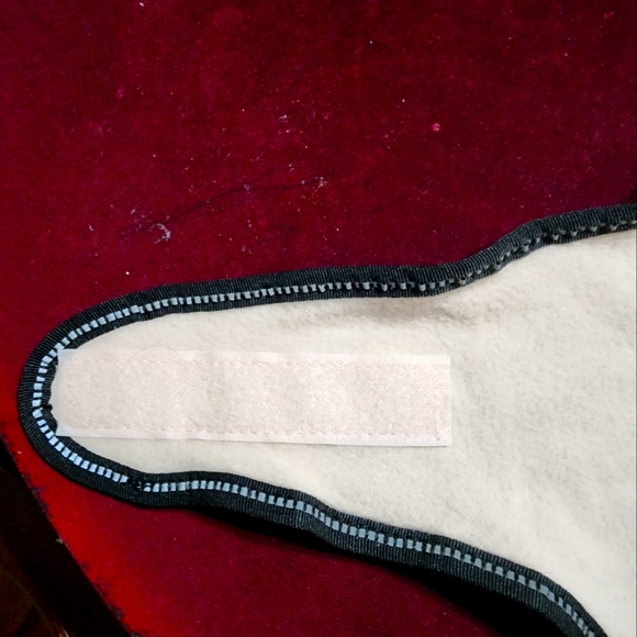 Top paw dog sweater and coat - Picture 2 of 6